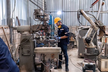 Does every lone worker need their own lone worker device?